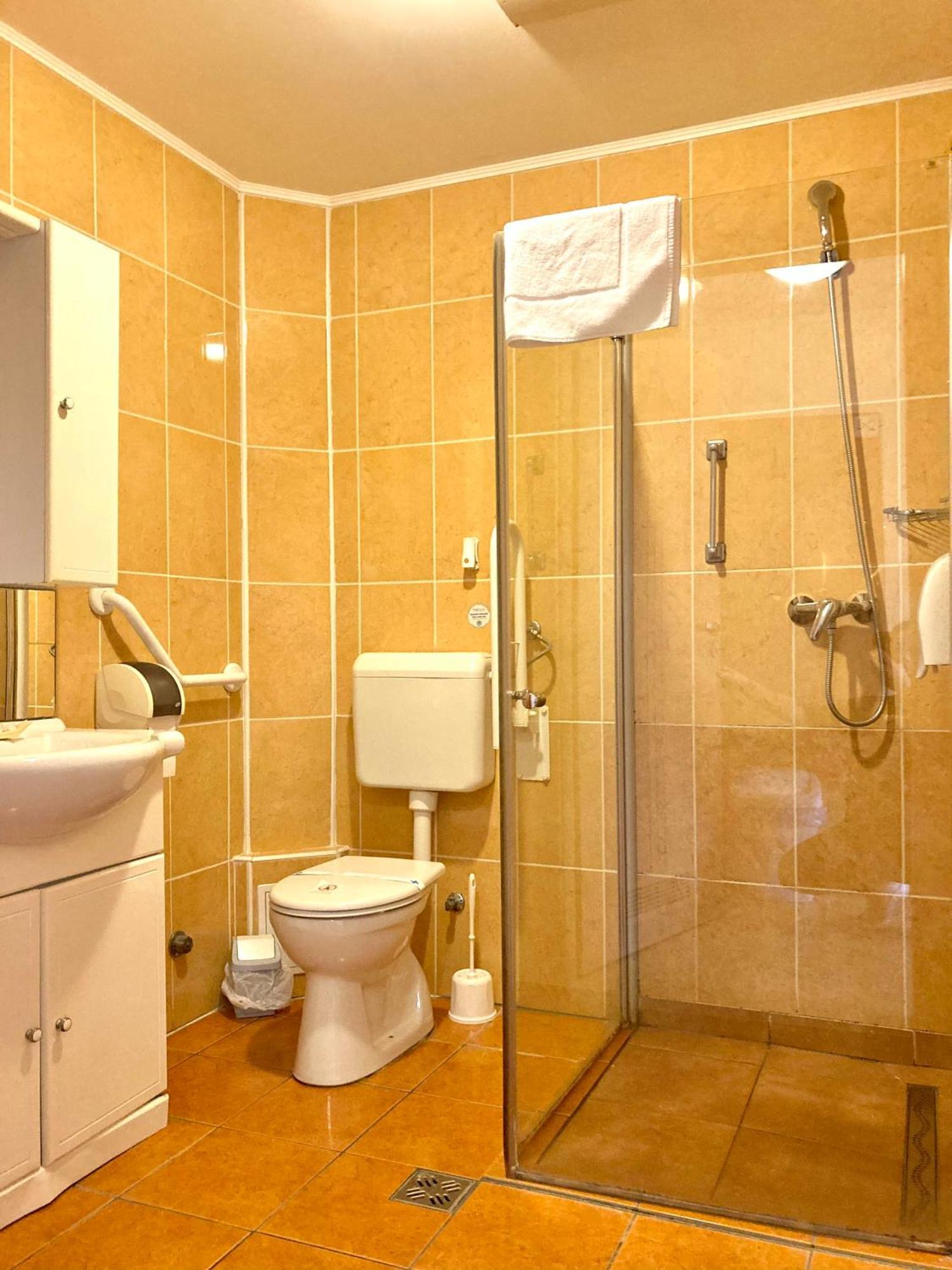 Het Vezer Apartmanhotel Aparthotel 3*